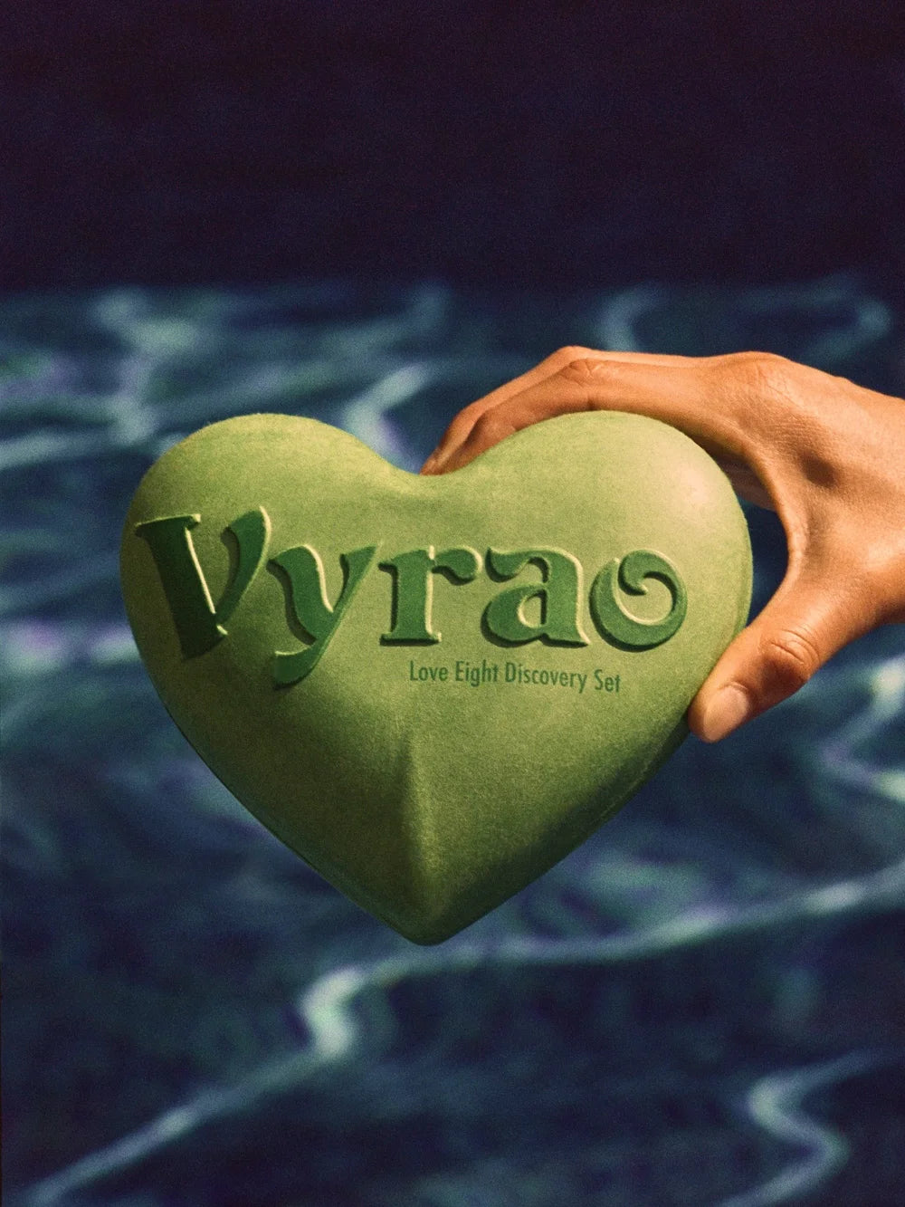 Vyrao Love Eight Discovery Set - hochwertige recycelte Herz-Box, ideal zum verschenken oder für Unterwegs