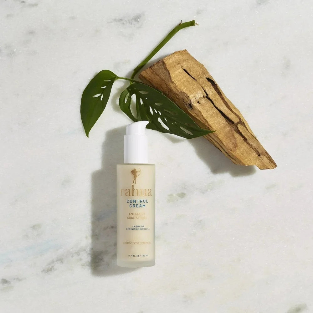 Control Cream Curl Styler mit Palo Santo und Palmenblatt
