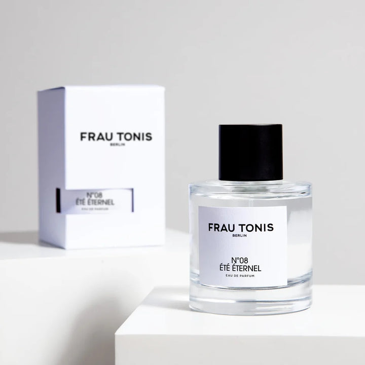Été Éternel von Frau Tonis - auf Plateau mit Verpackung
