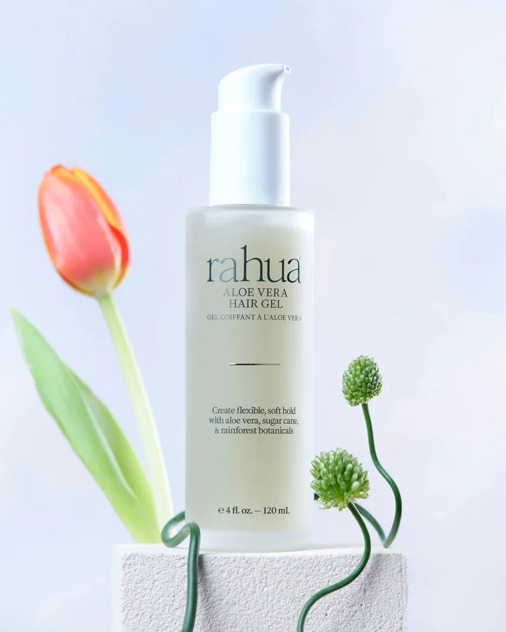 Aloe Vera Hair Gel - Stilisiertes Bild mit Pflanzen