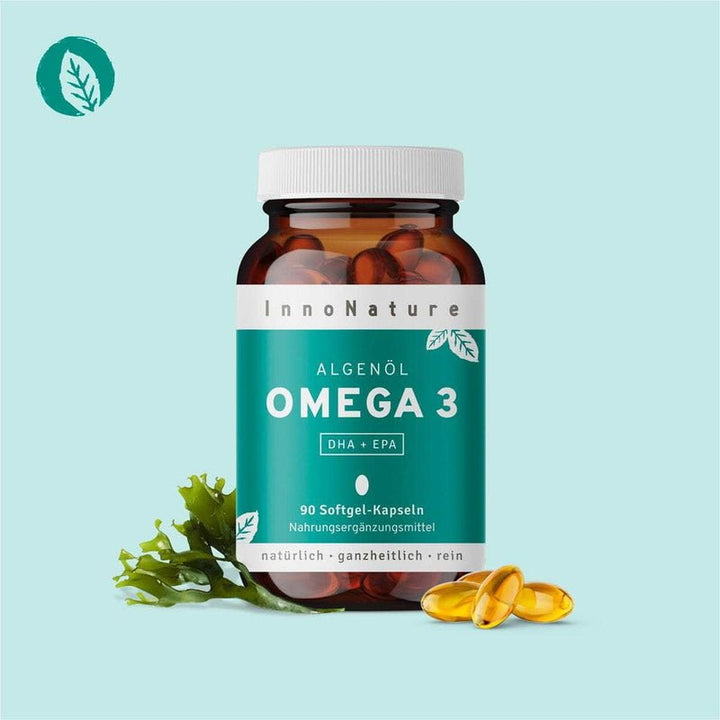 Innonature Omega 3 Softgel Kapseln - Produktbild mit türkisem Hintergrund