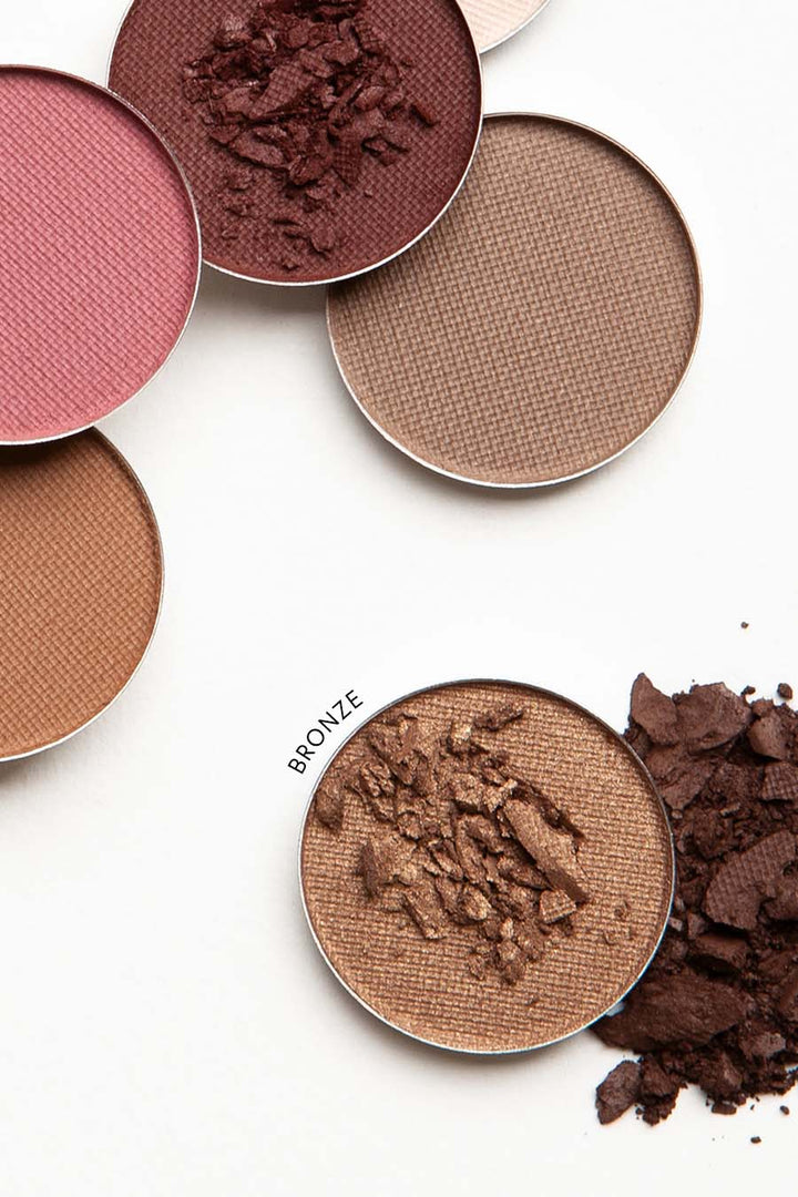 Eyeshadow Bronze Still Life