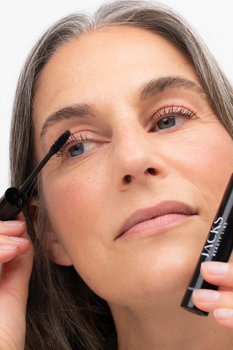 Jacks Beauty Line The Mascara - Model Anwendung