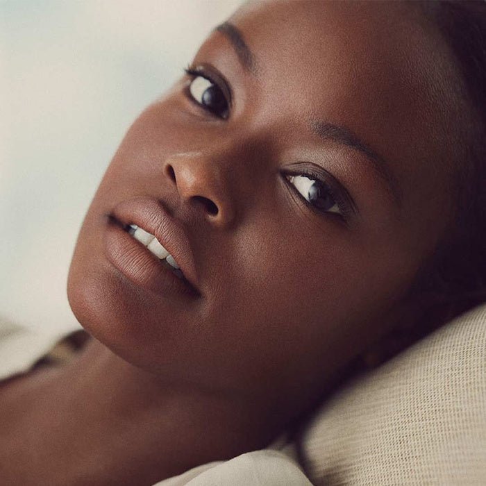 Kjaer Weis Lipstick Nude Naturally Collection - Calm - model