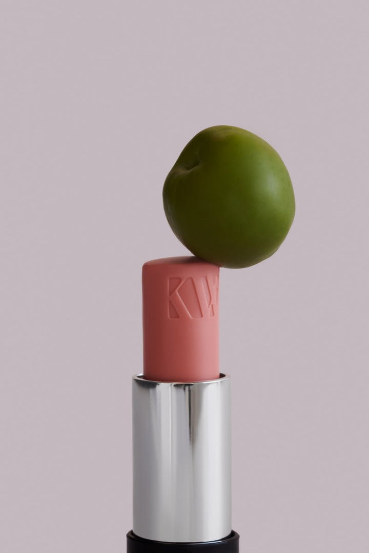 Bálsamo labial teñido Bodegón