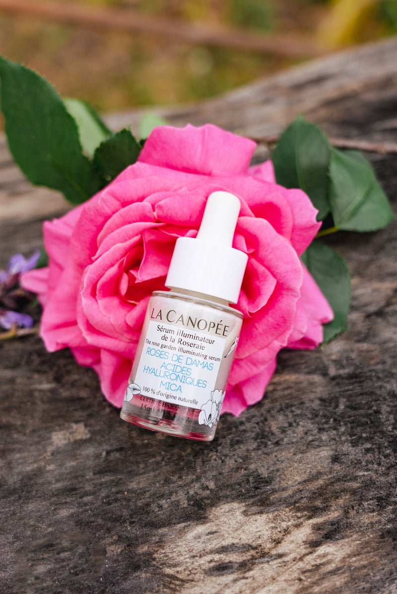 La Canopée Rose Garden Illuminating Serum Still Life
