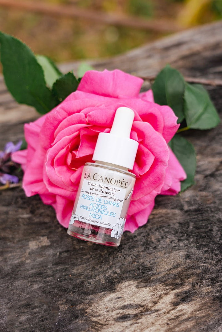 La Canopée Rose Garden Illuminating Serum Still Life