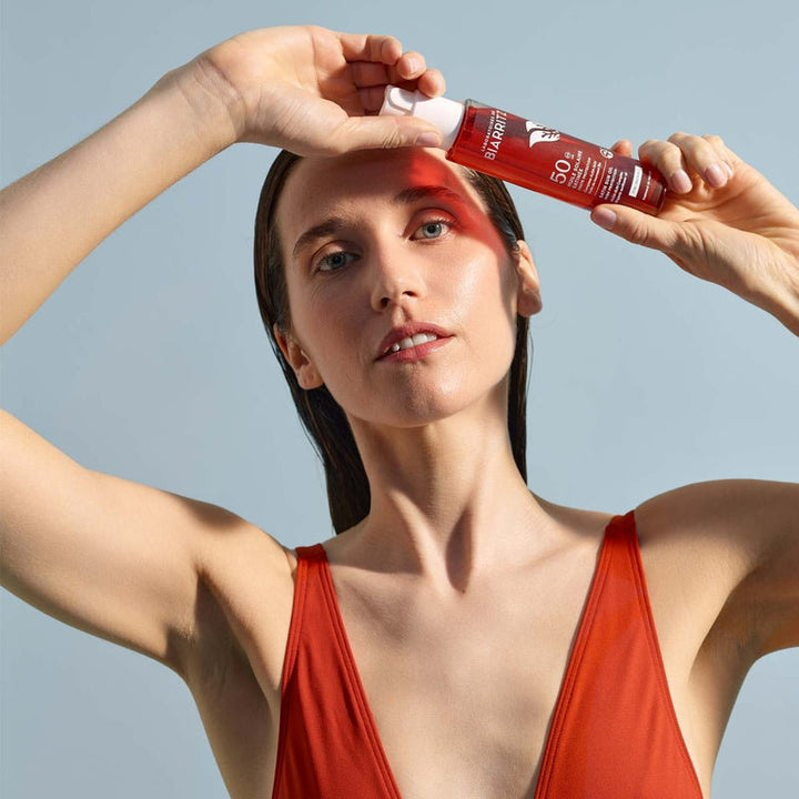 Laboratoires de Biarritz Satin Sun Oil SPF 50 with Model