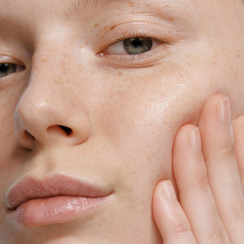 Botanic Activist 4-Step Mini Renewal Routine - clear skin