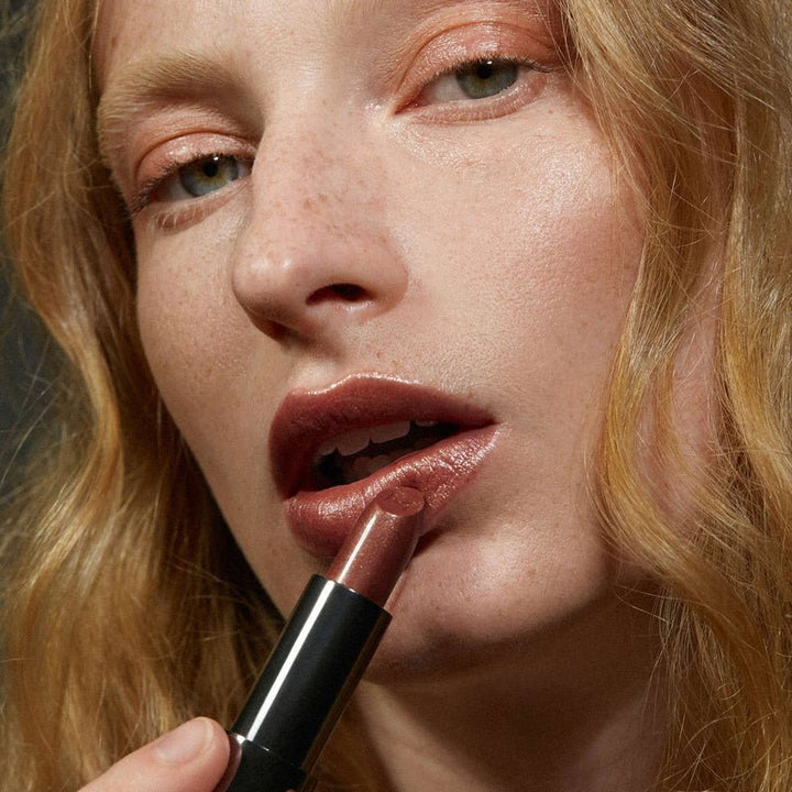 Dazzle Nights Satin Shine Lipstick Rust Model