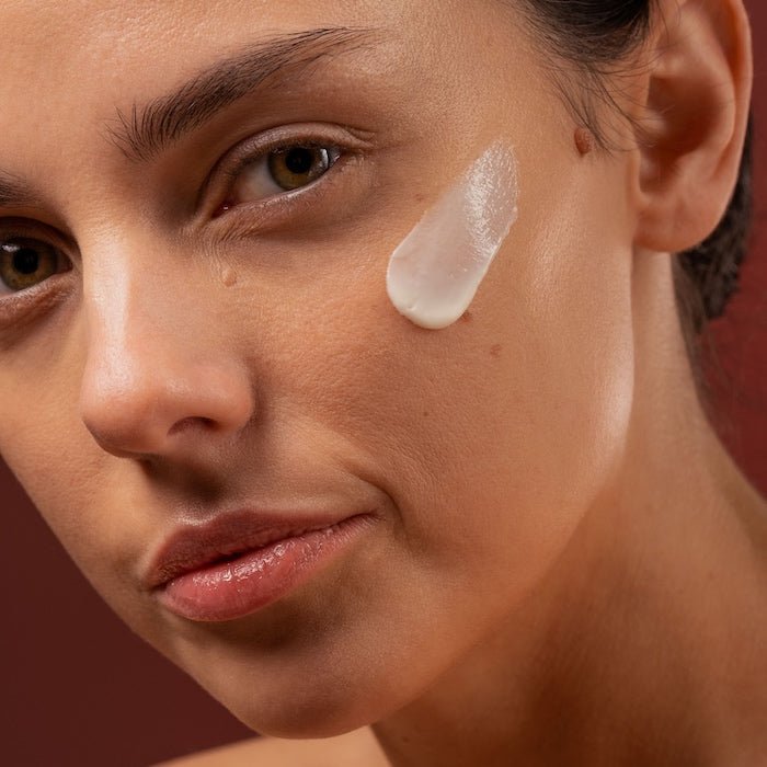 Derma Collagen Night Source Sleeping Cream Swatch