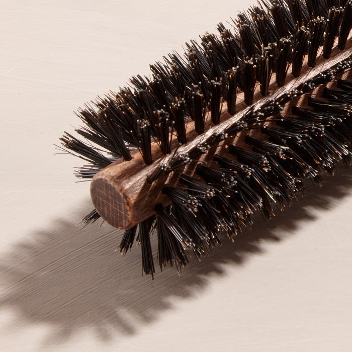 Round brush small close up