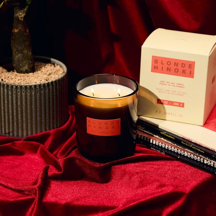 PF Candle Co. Colección Hi-Fi Rubia Hinoki - Estado de ánimo