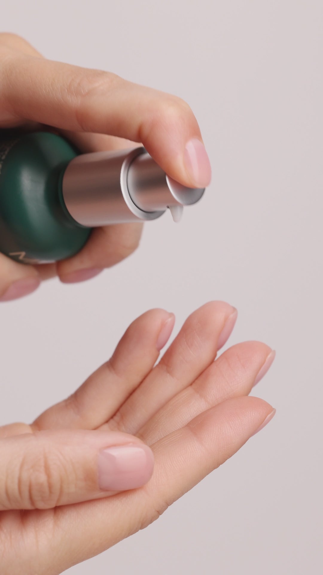 Gentle Barrier Face Cream - Video Texture