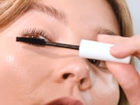 Natural Almond Mascara Video