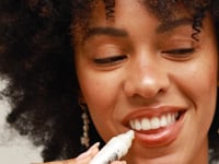 Glory Lips Video