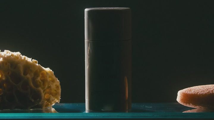 Natural Deodorant Gel Sensitive Skin Bergamot & Hinoki 75 g - Video Anwendung