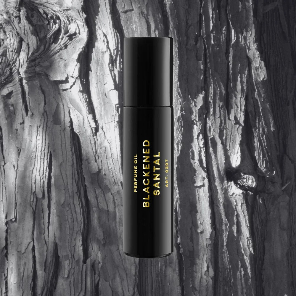 Blackened Santal Perfum Oil Mood b/w
