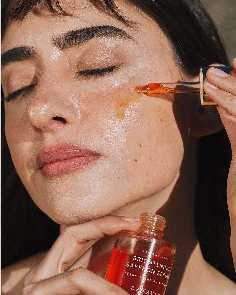 Brightening Saffron Serum on skin
