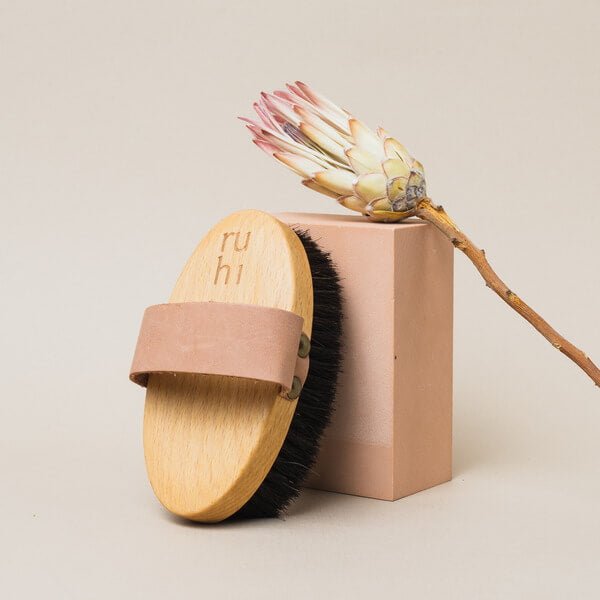 Ruhi The Ionic Dry Brush