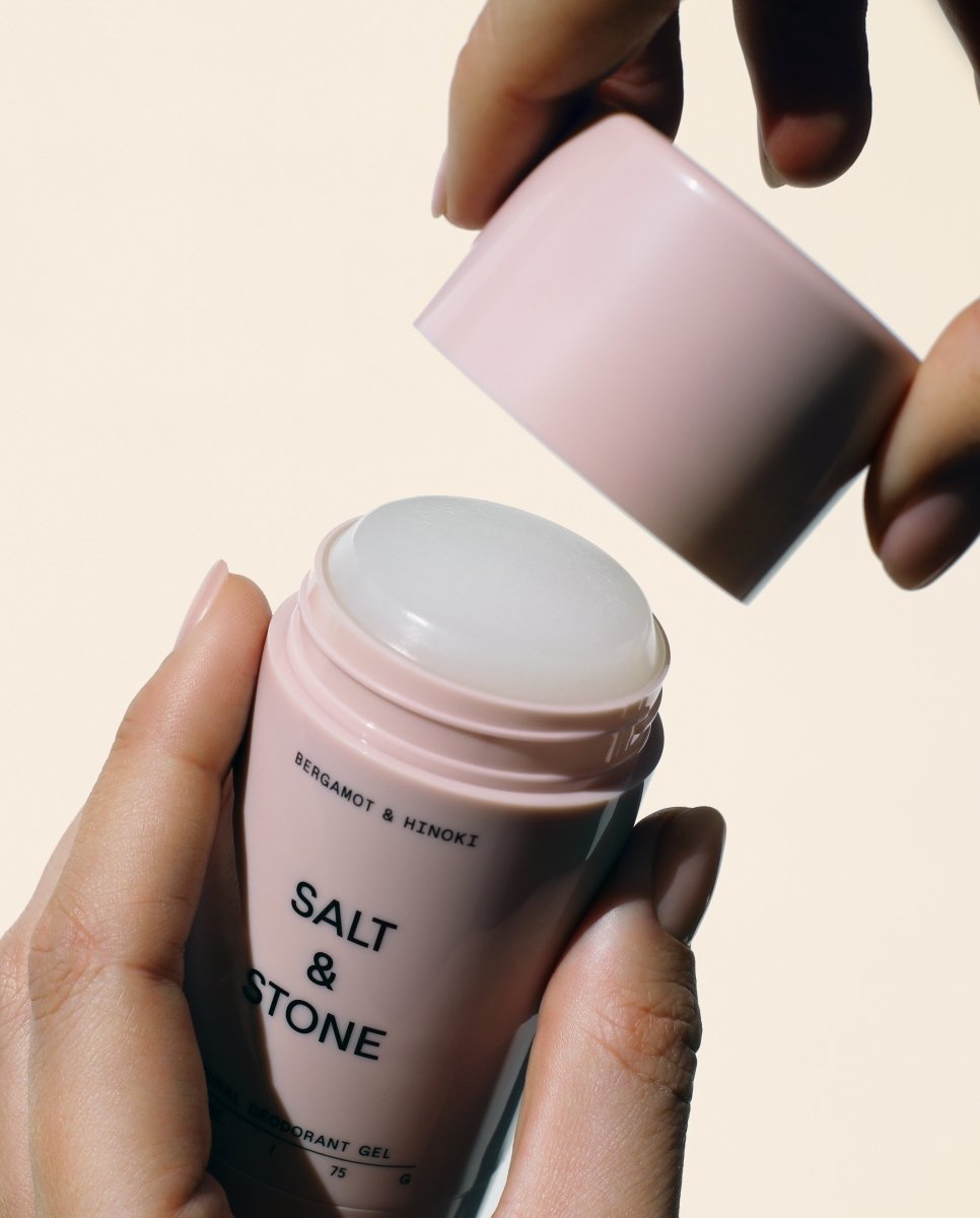 Natural Deodorant Gel Sensitive Skin Bergamot & Hinoki Close up
