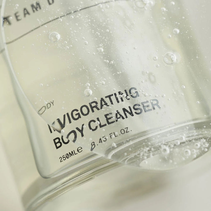 Team Dr. Joseph Invigorating Body Cleanser - Mood Close-up
