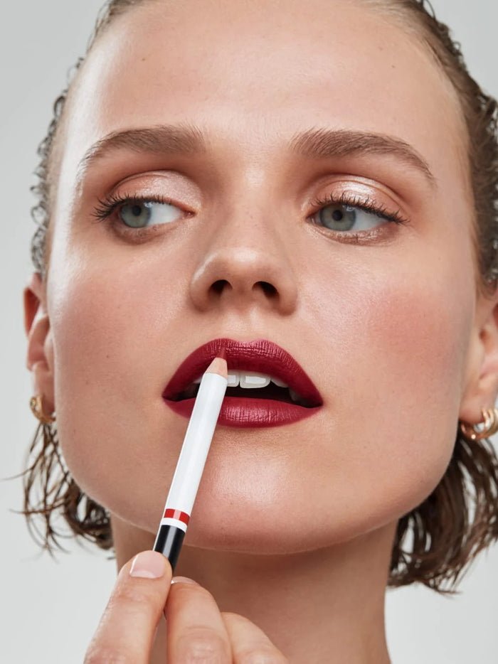 Lustec Correcting Lipliner Velvet Red 09 Model