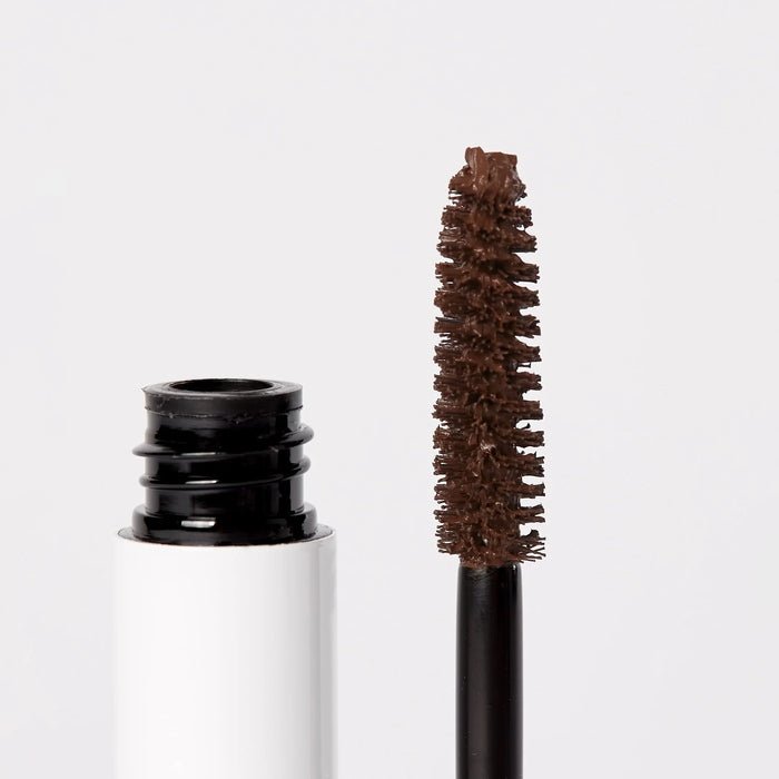 Wint Mascara 01 Chestnut Close up
