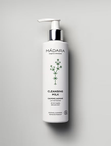 Mádara Cleansing Milk - Background