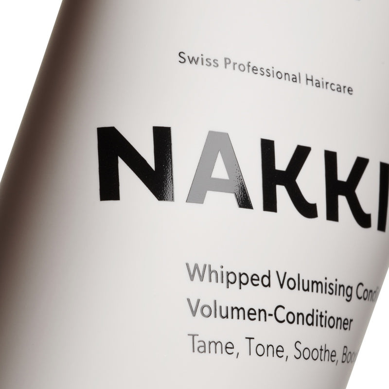Abhati Suisse Après-shampooing volumateur fouetté Nakki Close Up