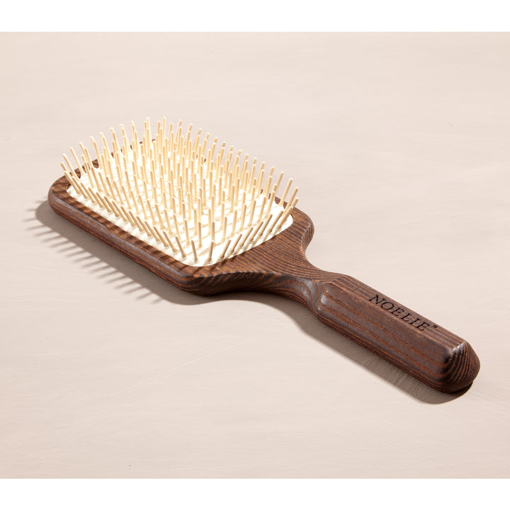 Paddle Brush with wooden knobs - Mood 2