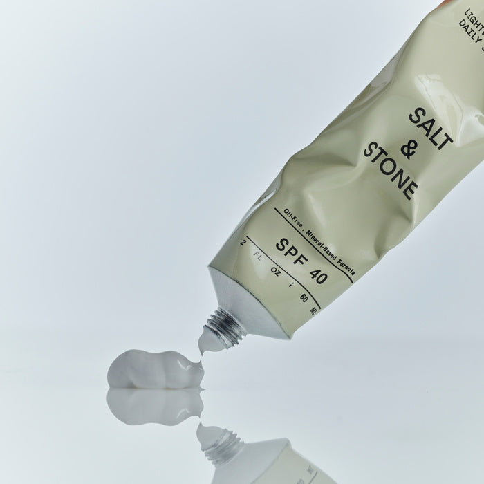 Salt & Stone Lightweight Sheer Daily Sunscreen SPF 40 60 ml - close up texture
