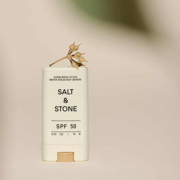 Salt & Stone Barra facial de protección solar con color SPF 50 15 g - estado de ánimo con hierbas