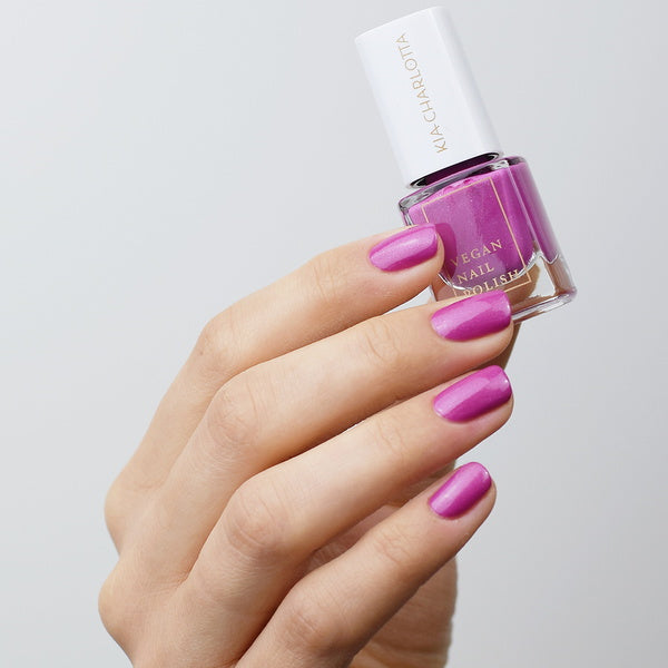 Kia Charlotta Vegan nail polish 15 Free - No Means No on fingernails